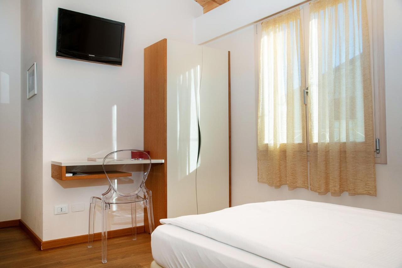 Vago Via Verdi B&B מראה חיצוני תמונה